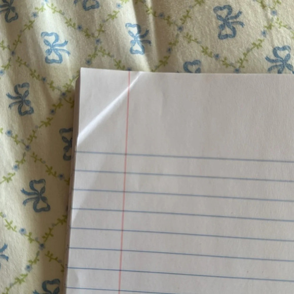 Barbie X Yoobi Pen and Notebook Set - Picture 3 of 3